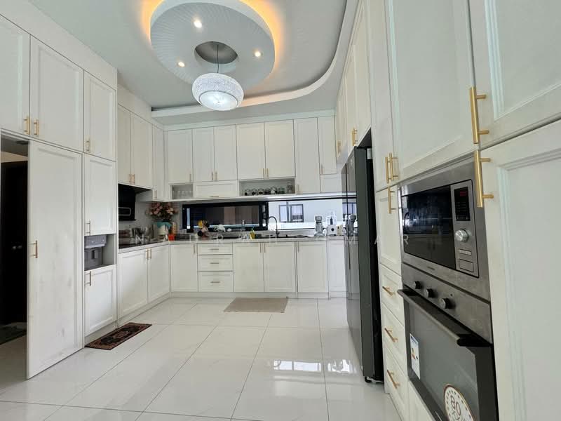 Bungalow for Sale in Country Heights (Kajang) - Nadrah Omar - Kitchen - PropertyGuru.com.my