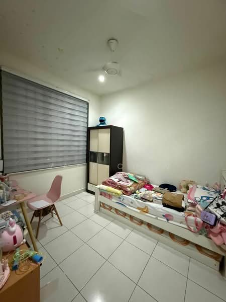 Taman Molek untuk Untuk Dijual - RM 690,000, Feb 2026 - Bedroom - PropertyGuru.com.my