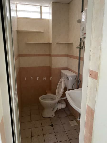 Apartment for Sale at Sinar Bukit Dumbar - Irene Goh - Bathroom - PropertyGuru.com.my
