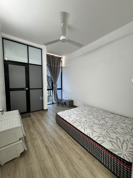2-storey Terraced House for Sale in Bandar Seri Alam (Masai) - May Lee - Bedroom - PropertyGuru.com.my