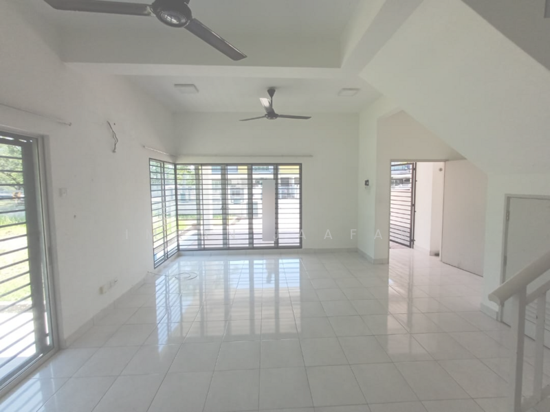 2-storey Terraced House for Sale in Bandar Teknologi Kajang (Kajang) - Imran Jaafar - Living Room - PropertyGuru.com.my