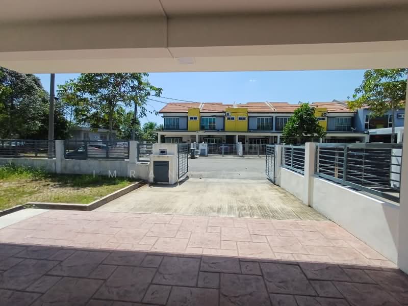2-storey Terraced House for Sale in Bandar Teknologi Kajang (Kajang) - Imran Jaafar - Exterior - PropertyGuru.com.my
