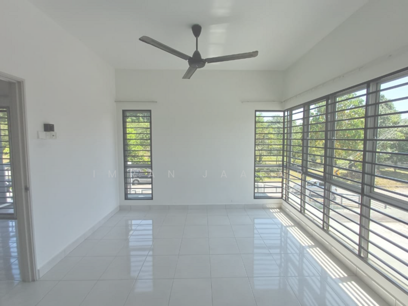 2-storey Terraced House for Sale in Bandar Teknologi Kajang (Kajang) - Imran Jaafar - Living Room - PropertyGuru.com.my