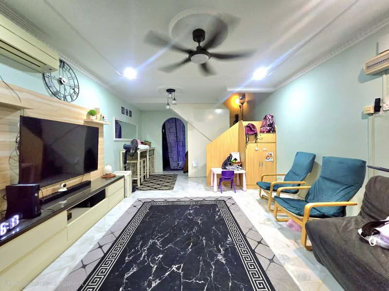 2-storey Terraced House for Sale in Taman Muda (Ampang) - M.J Zairin - Living Room - PropertyGuru.com.my