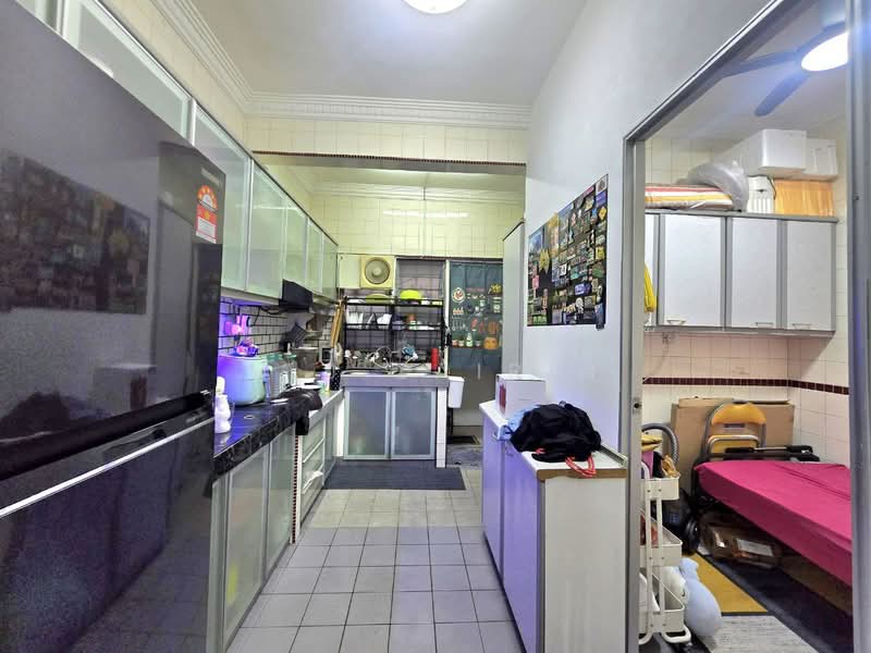 2-storey Terraced House for Sale in Taman Muda (Ampang) - M.J Zairin - Kitchen - PropertyGuru.com.my