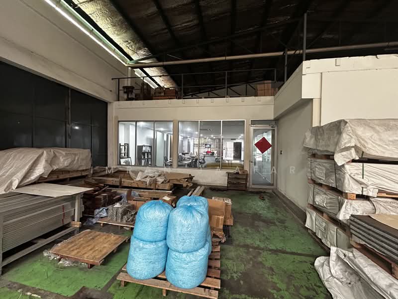 Warehouse for Sale in Sek 34,Taman Industri Desa Kemuning (Shah Alam) - Imran Jaafar - Interior - PropertyGuru.com.my