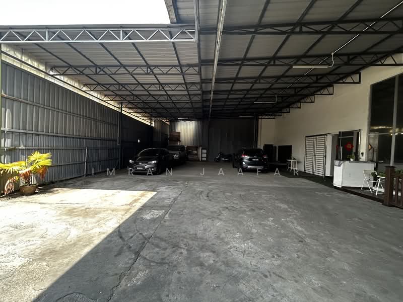 Warehouse for Sale in Sek 34,Taman Industri Desa Kemuning (Shah Alam) - Imran Jaafar - Exterior - PropertyGuru.com.my