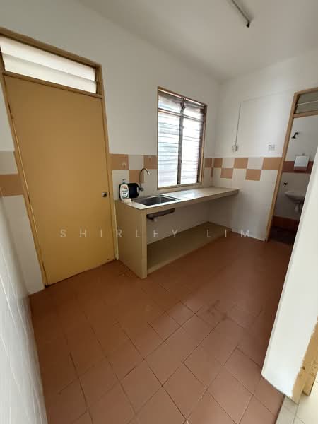 Apartment for Sale at Mentari Court 2, Bandar Sunway - Shirley Lim - Kitchen - PropertyGuru.com.my