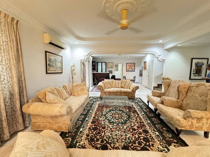 Bandar Country Homes untuk Untuk Disewa - RM 4,000 /bulan, Feb 2026 - Living Room - PropertyGuru.com.my