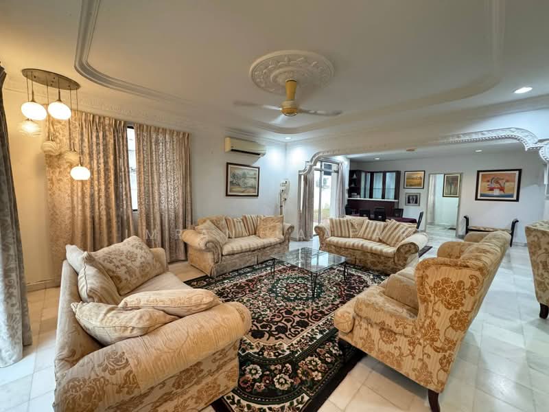 Bandar Country Homes untuk Untuk Disewa - RM 4,000 /bulan, Feb 2026 - Living Room - PropertyGuru.com.my