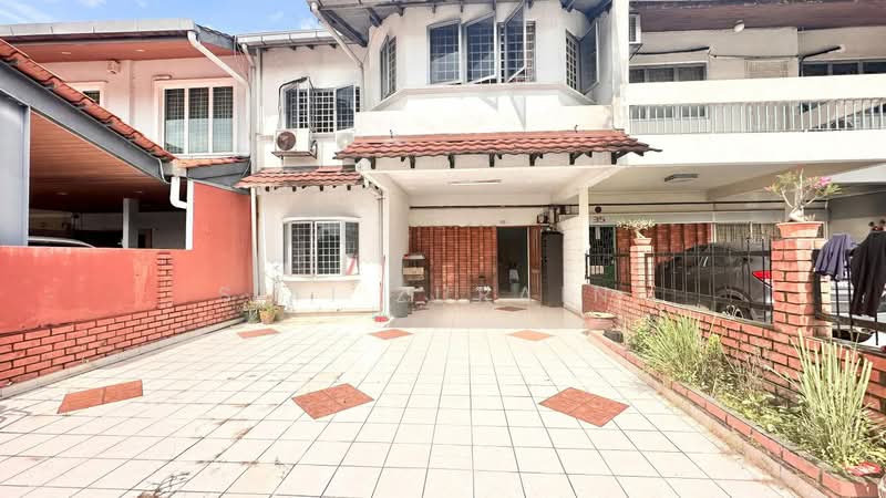 2-storey Terraced House for Sale in SS2 (Petaling Jaya) - Siti Zuraini - Exterior - PropertyGuru.com.my