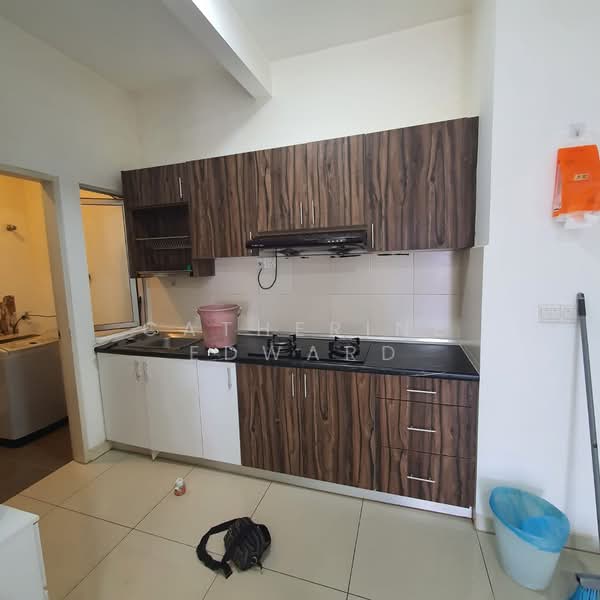 Savanna Executive Suite @ Southville City untuk Untuk Disewa - RM 2,000 /bulan, Mac 2026 - Kitchen - PropertyGuru.com.my