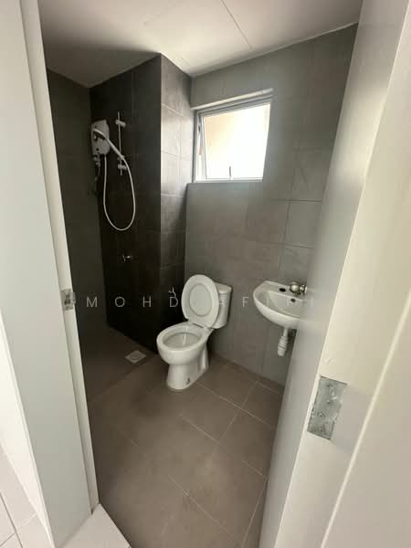 Condominium for Rent at Residensi Sateria - Mohd Afifi - Bathroom - PropertyGuru.com.my