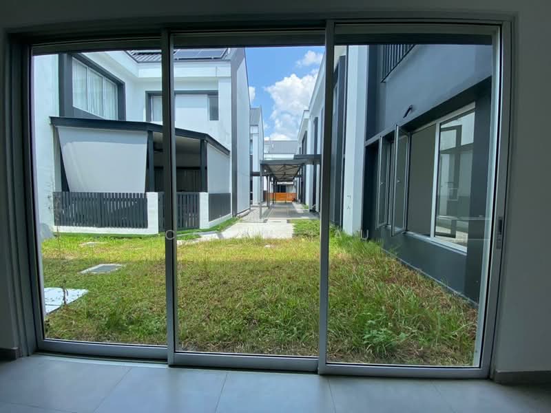 Eco Forest: Hazelton (Phase 3 & 5) untuk Untuk Disewa - RM 1,400 /bulan, Mac 2026 - Exterior - PropertyGuru.com.my