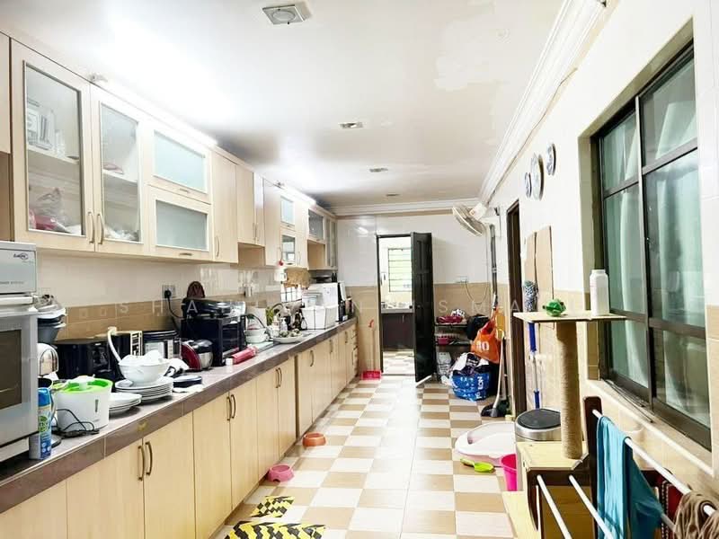 Semi-Detached House for Sale in Ampang Jaya (Ampang) - Shahidan Ismail - Kitchen - PropertyGuru.com.my