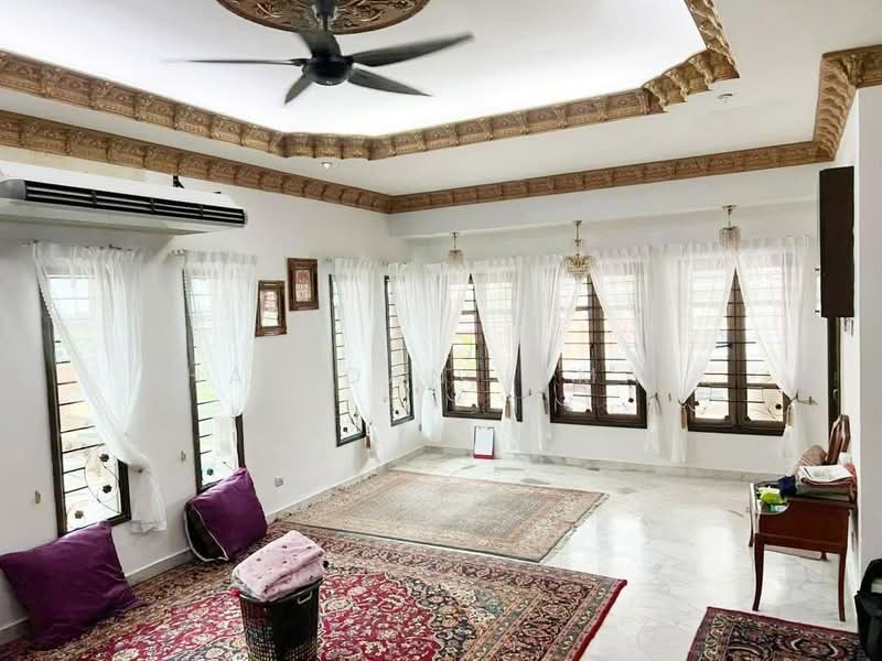 Semi-Detached House for Sale in Ampang Jaya (Ampang) - Shahidan Ismail - Living Room - PropertyGuru.com.my