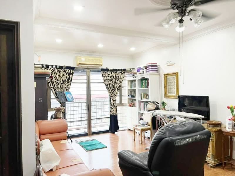 Semi-Detached House for Sale in Ampang Jaya (Ampang) - Shahidan Ismail - Living Room - PropertyGuru.com.my