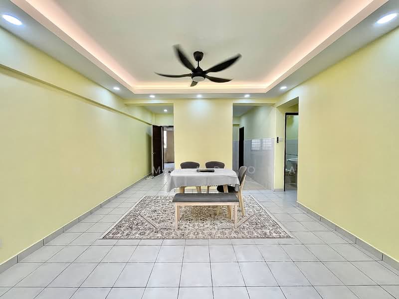 Apartment for Sale at Pangsapuri Sri Cempaka - Mohammad Omar - PropertyGuru.com.my