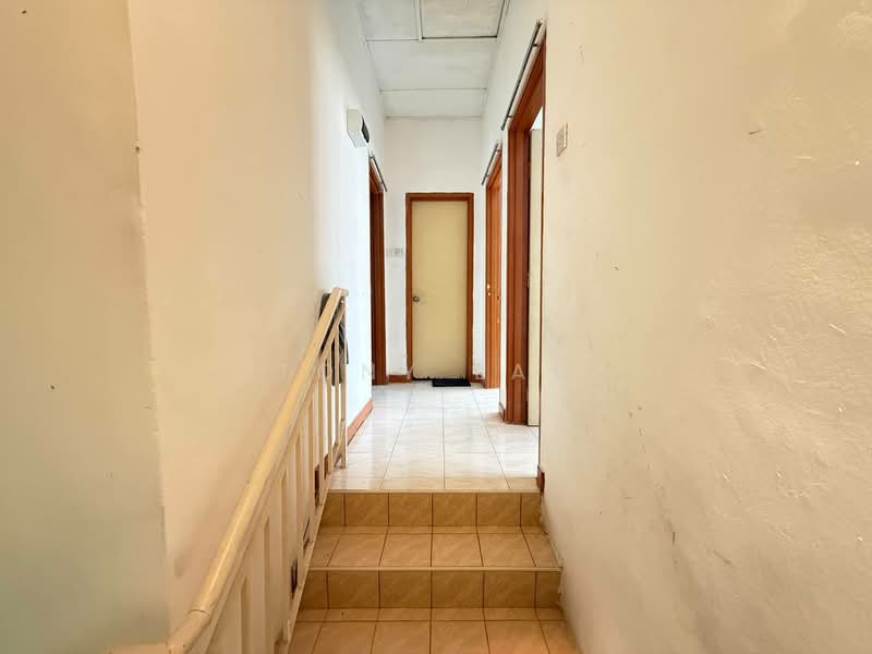 Terraced House for Sale in Semenyih (Selangor) - Tony Lau - Corridor - PropertyGuru.com.my
