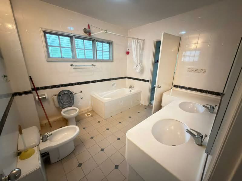 Taman Bukit Pantai untuk Untuk Dijual - RM 7,000,000, Feb 2026 - Bathroom - PropertyGuru.com.my