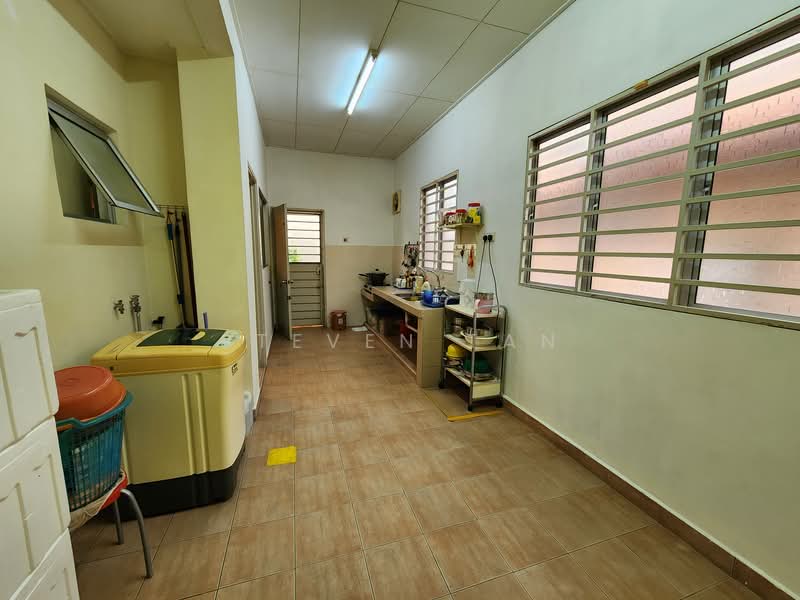 2-storey Terraced House for Sale in Taman Putra Prima (Puchong) - Steven Tan - Kitchen - PropertyGuru.com.my