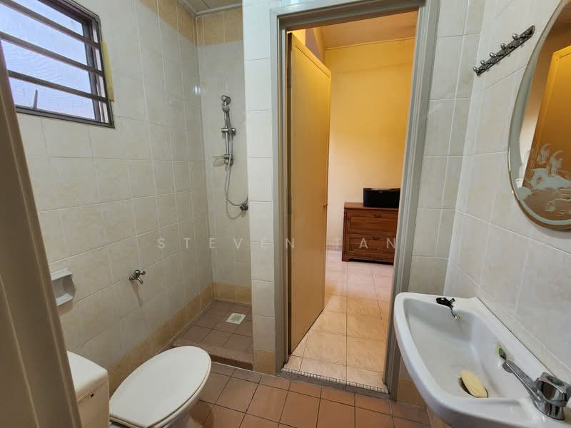 2-storey Terraced House for Sale in Taman Putra Prima (Puchong) - Steven Tan - Bathroom - PropertyGuru.com.my