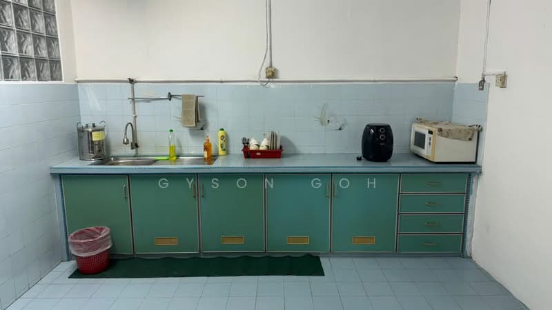 Kampung Jawa untuk Untuk Disewa - RM 2,500 /bulan, Mac 2026 - Kitchen - PropertyGuru.com.my