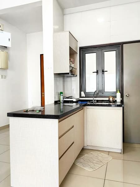 SkyVille 8 @ Benteng 8 untuk Untuk Disewa - RM 2,200 /bulan, Mac 2026 - Kitchen - PropertyGuru.com.my