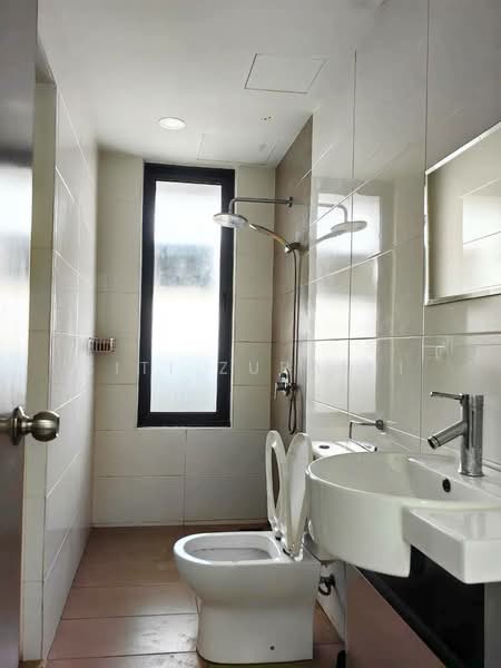 SkyVille 8 @ Benteng 8 untuk Untuk Disewa - RM 2,200 /bulan, Mac 2026 - Bathroom - PropertyGuru.com.my