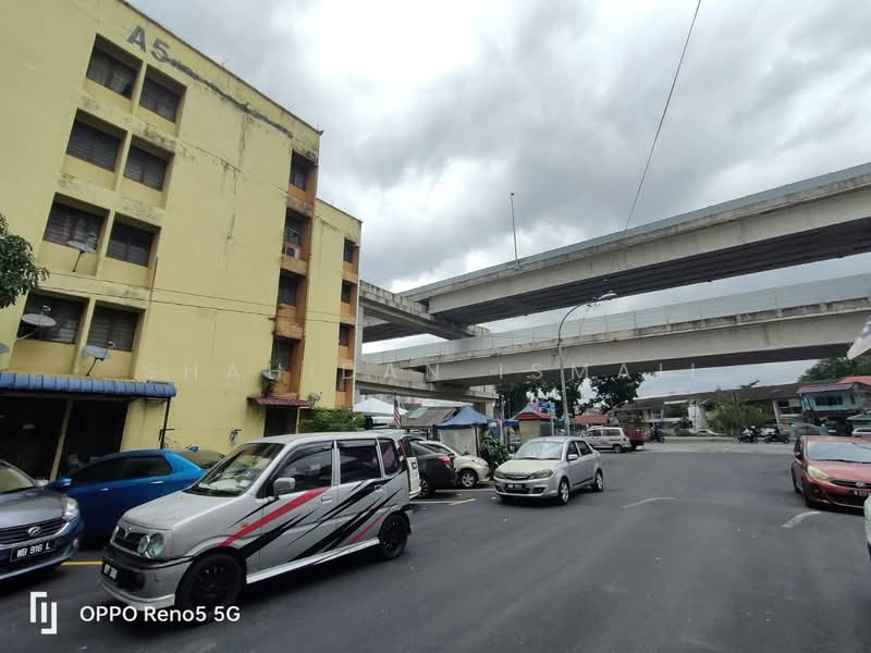 Desa Pandan Flat untuk Untuk Dijual - RM 295,000, Mac 2026 - Exterior - PropertyGuru.com.my