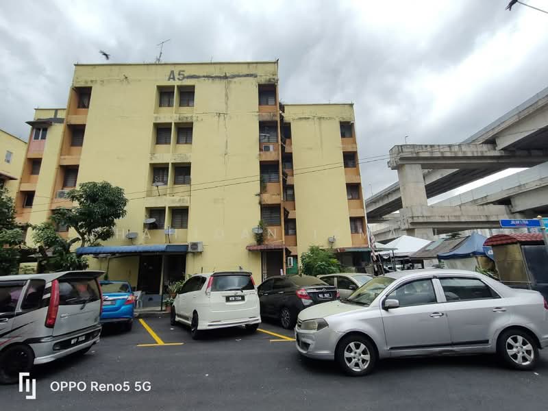 Desa Pandan Flat untuk Untuk Dijual - RM 295,000, Mac 2026 - Exterior - PropertyGuru.com.my