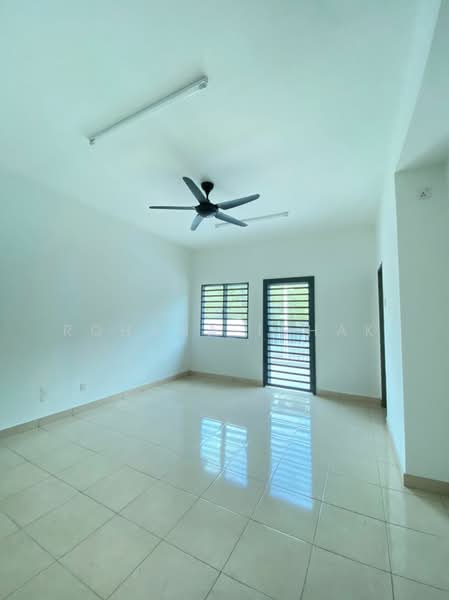 2-storey Terraced House for Rent in Rawang (Selangor) - Rohana Ishak - Interior - PropertyGuru.com.my