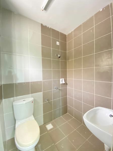 2-storey Terraced House for Rent in Rawang (Selangor) - Rohana Ishak - Bathroom - PropertyGuru.com.my