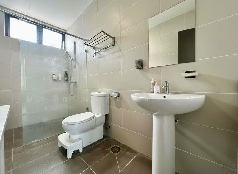 Semi-Detached House for Sale in Kajang (Selangor) - Mohd Nazri Roslan - Bathroom - PropertyGuru.com.my