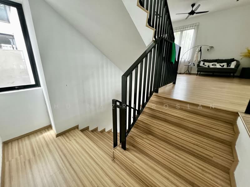 Semi-Detached House for Sale in Kajang (Selangor) - Mohd Nazri Roslan - Living Room - PropertyGuru.com.my