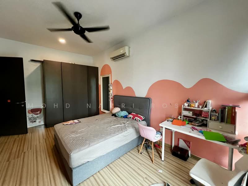 Semi-Detached House for Sale in Kajang (Selangor) - Mohd Nazri Roslan - Bedroom - PropertyGuru.com.my