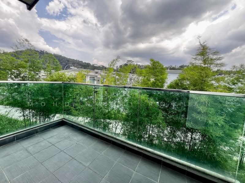 Semi-Detached House for Sale in Kajang (Selangor) - Mohd Nazri Roslan - Balcony - PropertyGuru.com.my