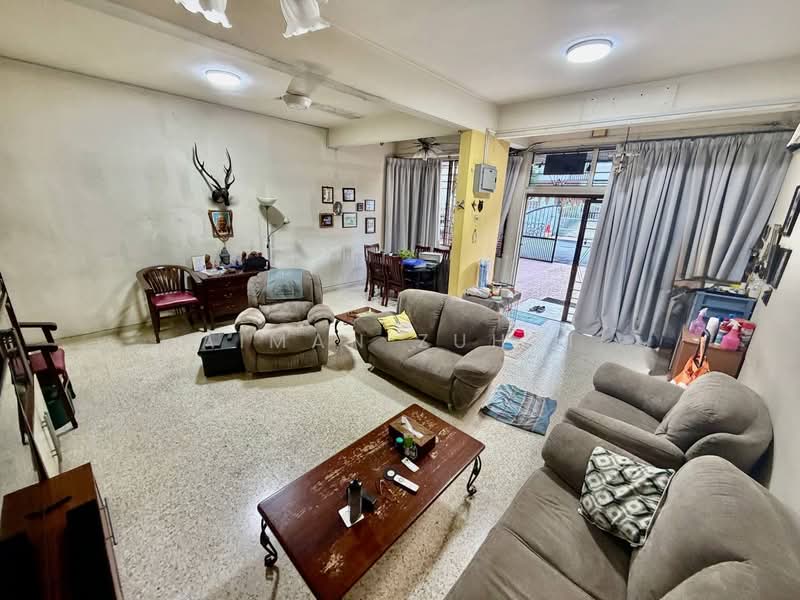 2-storey Terraced House for Sale in Seputeh (Kuala Lumpur) - AIMAN ZUHDI - Living Room - PropertyGuru.com.my