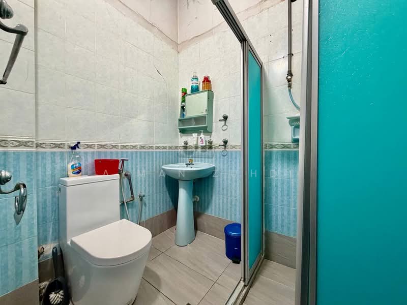 2-storey Terraced House for Sale in Seputeh (Kuala Lumpur) - AIMAN ZUHDI - Bathroom - PropertyGuru.com.my