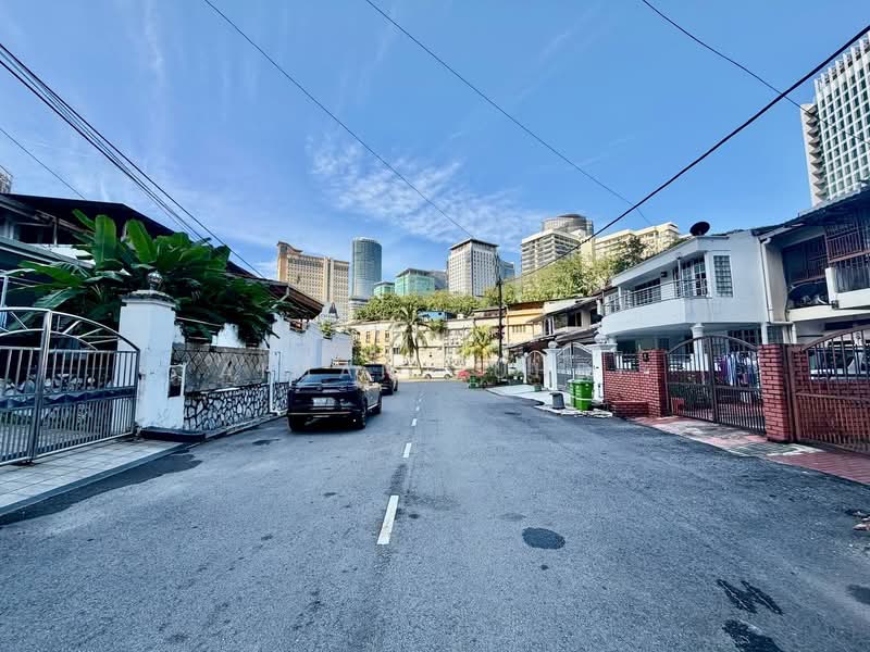 2-storey Terraced House for Sale in Seputeh (Kuala Lumpur) - AIMAN ZUHDI - Exterior - PropertyGuru.com.my