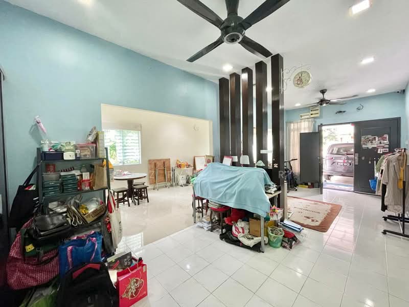 LEP 7 @ Seri Kembangan untuk Untuk Dijual - RM 530,000, Feb 2026 - Living Room - PropertyGuru.com.my
