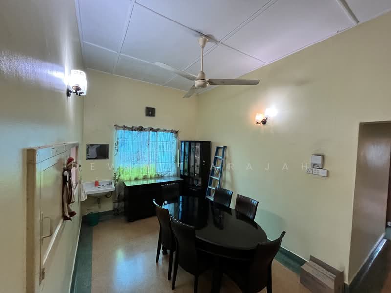 Bungalow for Sale in Seksyen 5 (Petaling Jaya) - Devan Tiarajah - Dining Room - PropertyGuru.com.my