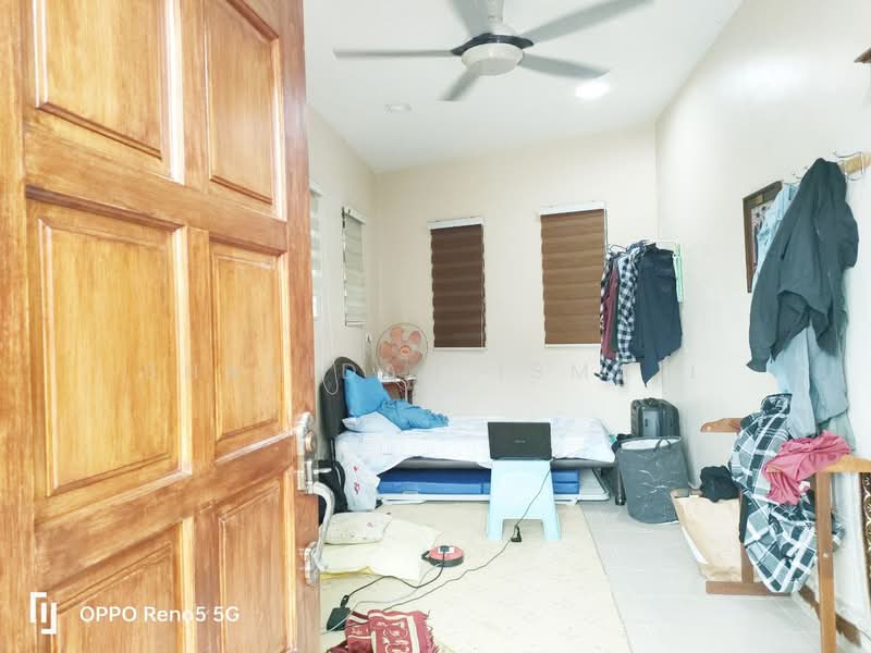 1-storey Terraced House for Sale in Ampang Jaya (Ampang) - Shahidan Ismail - Bedroom - PropertyGuru.com.my