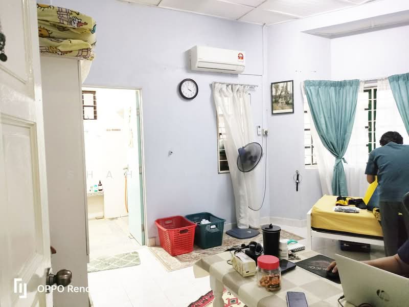 1-storey Terraced House for Sale in Ampang Jaya (Ampang) - Shahidan Ismail - Bedroom - PropertyGuru.com.my