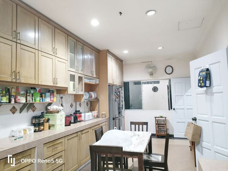 1-storey Terraced House for Sale in Ampang Jaya (Ampang) - Shahidan Ismail - Kitchen - PropertyGuru.com.my