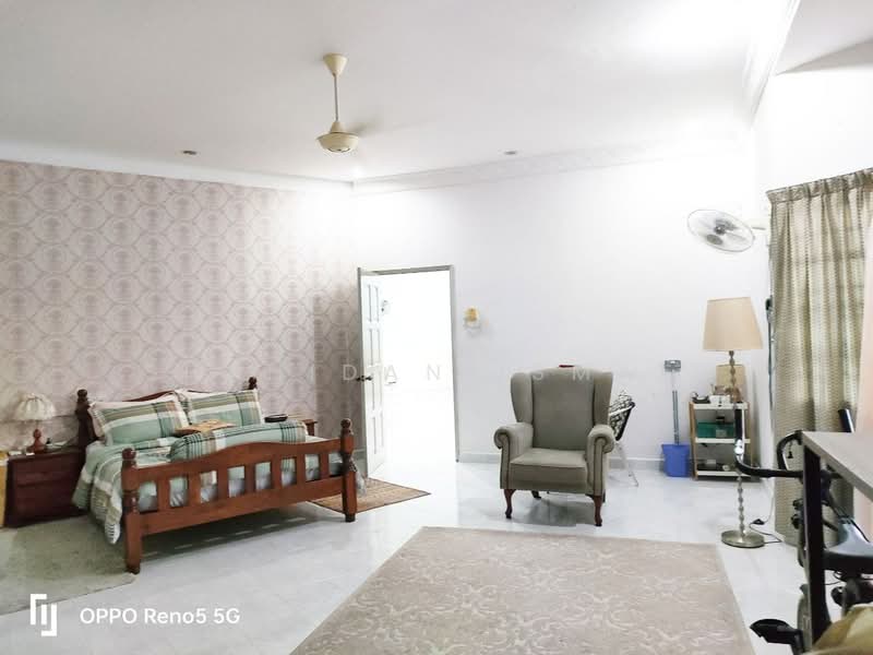 1-storey Terraced House for Sale in Ampang Jaya (Ampang) - Shahidan Ismail - Bedroom - PropertyGuru.com.my