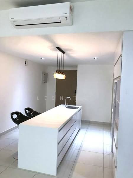 Service Residence for Sale at Southkey Mosaic - Leen Lai - Kitchen - PropertyGuru.com.my