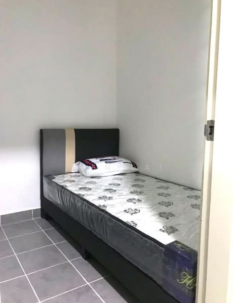 Service Residence for Sale at Southkey Mosaic - Leen Lai - Bedroom - PropertyGuru.com.my