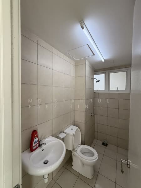 Vision Residence untuk Untuk Dijual - RM 350,000, Mac 2026 - Bathroom - PropertyGuru.com.my