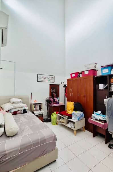 1-storey Terraced House for Sale in Tampoi (Johor) - Jimmy Haryzul - Bedroom - PropertyGuru.com.my